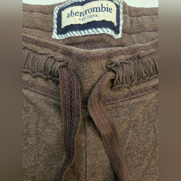 Abercrombie Kids Dark Brown Logo Pants - Picture 5 of 8